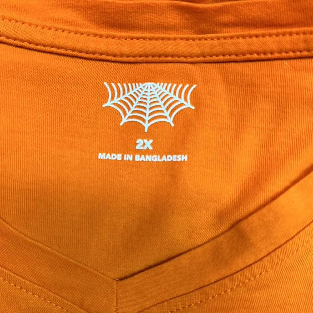 Long sleeve Halloween shirt, size 2x - Picture 4 of 4